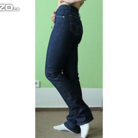 Foto inzerátu Nové dámské slim džíny Fiorucci vel.27
