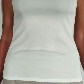 Foto inzerátu Pět halenek a tílek vel. S/M za cenu jedné