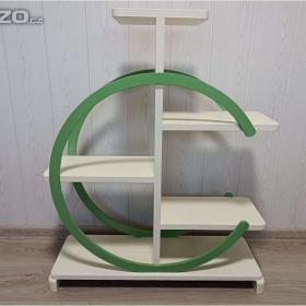 Foto inzerátu Zajímavý květinový stojan 1 republika, po renovaci. Osobně