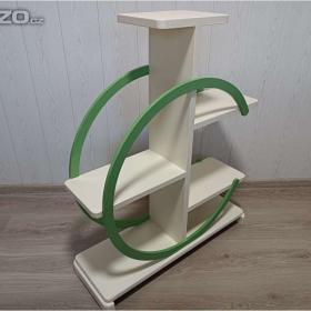 Foto inzerátu Zajímavý květinový stojan 1 republika, po renovaci. Osobně