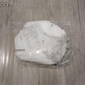 Foto inzerátu Ochranné respirátory (10 ks v balení)