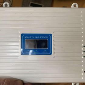 Fotka k inzerátu Zesilovač signálu GSM 2G a LTE 3G a 4G / 15475892