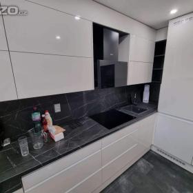 Foto inzerátu Truhlářství - zakázková výroba nábytku