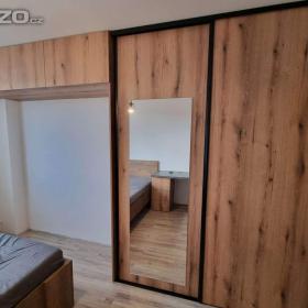 Foto inzerátu Truhlářství - zakázková výroba nábytku