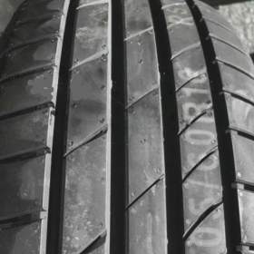 Fotka k inzerátu Sady letních pneu 205/60 R16 Kumho, Michelin / 18298253