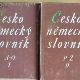 Foto inzerátu Technické a klasické slovníky česko-německé a ruské a další knihy pro němčináře