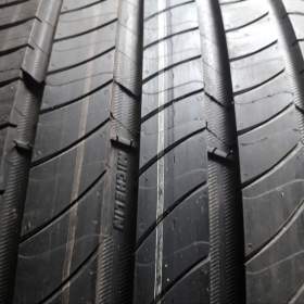 Fotka k inzerátu Sada nových letních pneu 225/55 R17 Michelin / 18342885