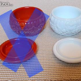 Foto inzerátu Skleněná dóza Jablonecké sklárny