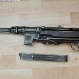 Foto inzerátu MP-40 samopal
