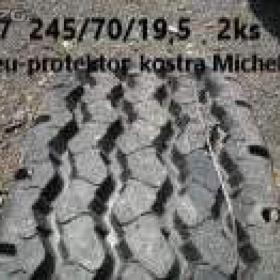 NAKLADNI PNEU 245/70/19,5 NEJETE. pneu- protektor 245/70/19,5, kostra Michelin. / 18520010