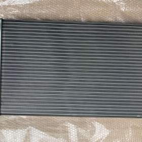 CHLADIČ VODY FIAT DOBLO 2000- 2010 / 18520779
