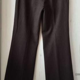 Foto inzerátu Dámské kalhoty vel. 42 pro štíhlou postavu od 180 cm