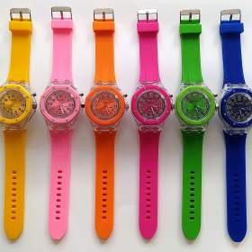 Foto inzerátu Nové, lhké - sportovní hodinky (svítící)