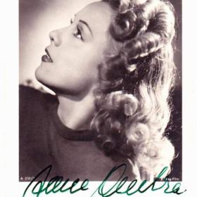 Anny Ondra -  autogram herečky na reklamní pohlednici / 18563650