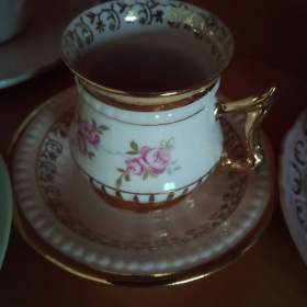 Fotka k inzerátu Růžový porcelán / 18563662