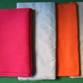 Foto inzerátu Látky jednobarevné