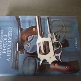 Fotka k inzerátu Velká encyklopedie pistolí a revolverů / 18636862