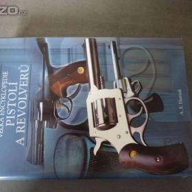 Velká encyklopedie pistolí a revolverů / 18636862