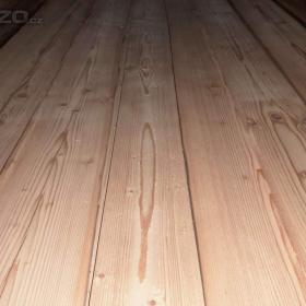 Foto inzerátu Prodám stará kartáčovaná prkna.