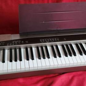 Foto inzerátu Elektrické digitální piano Casio Privia PX-100