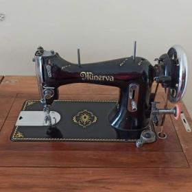 Foto inzerátu Šicí stroj Minerva