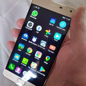 Foto inzerátu Lenovo Vibe P1m 5.5” FHD