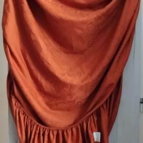 Foto inzerátu Prošívaná čistá velmi hřejivá peřina. Čtyři prostěradla Veba. Povlak na deku.