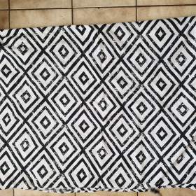 Foto inzerátu Prošívaná čistá velmi hřejivá peřina. Čtyři prostěradla Veba. Povlak na deku.