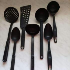 Fotka k inzerátu Set silikonového náčiní / 18612615