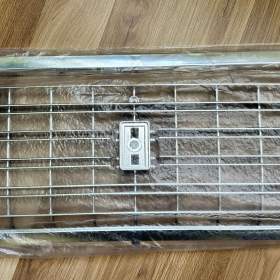 Mřížka maska chladiče chrom LADA VAZ 2107, včetně znaku „B“ / 18722675