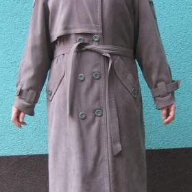 Fotka k inzerátu Dámský zimní kabát / 19663131