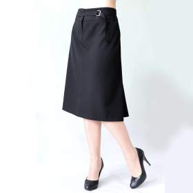 Foto inzerátu Nová černá pouzdrová sukně s godetem Esisto vel.46