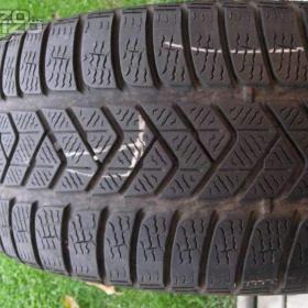 Foto inzerátu PRODÁM ZIMNÍ PNEU 245/45 R19 PIRELLI SOTTOZERO3 102V 4ks