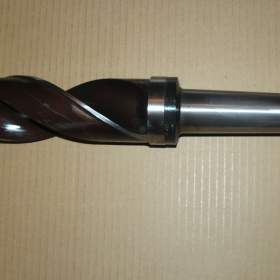 Fotka k inzerátu Vrták D=69 mm šroubovitý s kužel. stopkou HSS,ČSN 221140, Mk5 / 19363837