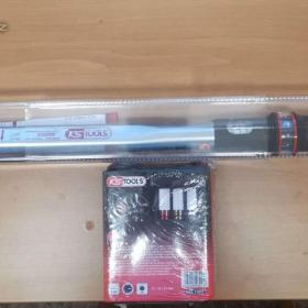 Foto inzerátu Momentový klíč + nástrčné spojky