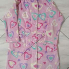 Fotka k inzerátu Dívčí župan se srdíčky Cherokee. / 15148214