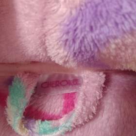 Foto inzerátu Dívčí župan se srdíčky Cherokee.