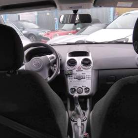 Foto inzerátu OPEL Corsa 1,0i Comfort ČR