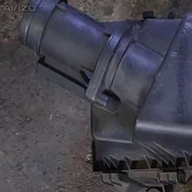 Foto inzerátu Octavia  1.9tdi 66kw střibrná 9102 díly nárazník zadní 