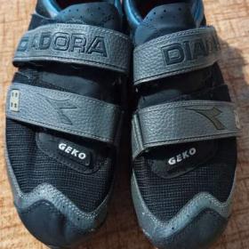 Foto inzerátu Tretry DIADORA GEKO