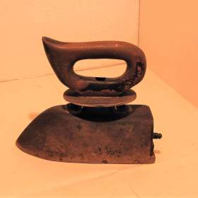 Foto inzerátu Stará žehlička - 2