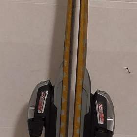 Foto inzerátu Lyže carvingové 