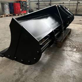 Foto inzerátu Prolamovaná drenážní spádová lopata 300cm 11-15t