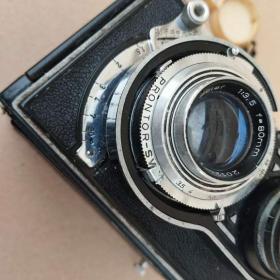 Foto inzerátu Starý fotoaparat Flexaret