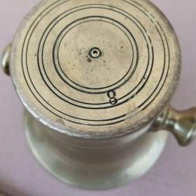 Foto inzerátu Stary mosazný hmoždíř č.8 s tloukem