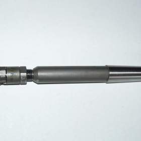 Fotka k inzerátu Držák 13/M3, ČSN 241210 s výstružníkem 25 H7 (NOVÉ) / 19367060