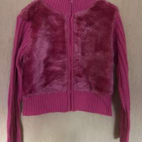 Fotka k inzerátu Svetr, vel. 152 / 18772904