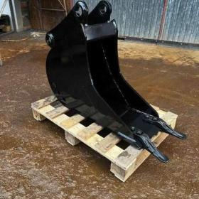 Fotka k inzerátu Podkopová lžíce 30cm 3,6- 5,5t MARTIN / 19274896