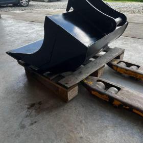 Foto inzerátu Skandinávská příkopová lžíce 100cm 3,3-4,8t