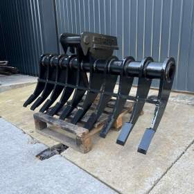 Foto inzerátu Lžíce, Hrábě, rozrývač kořenů 130 cm 6-8t